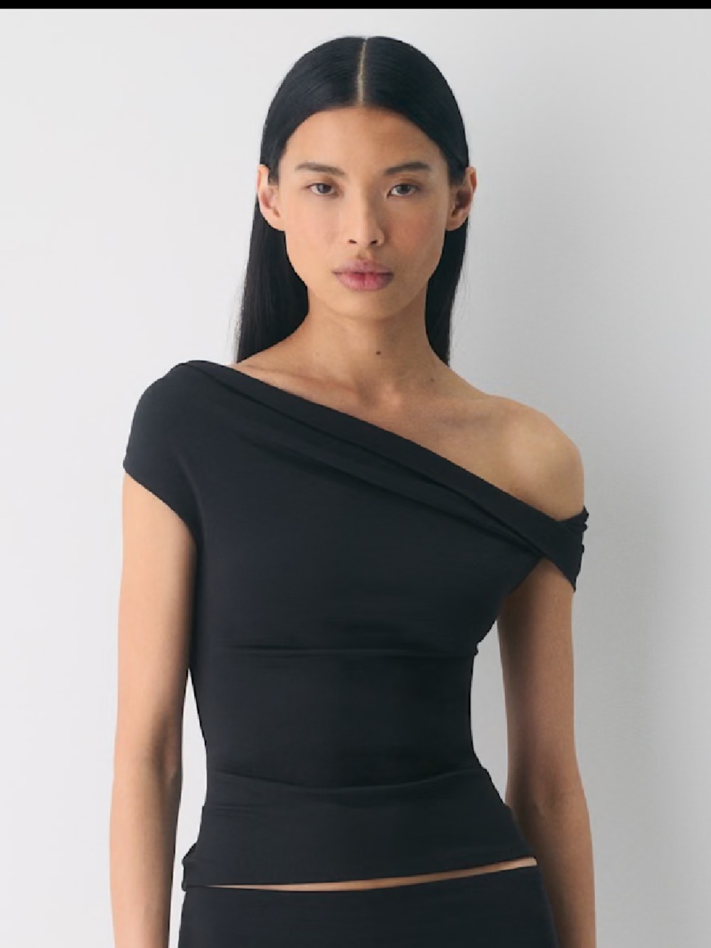 Aritzia Original Contour Ravish Top